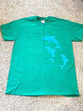 NWOT Jim Morris VTG Dolphin Design Green T. 100% Cotton. Hippie. Granola. Eco.
